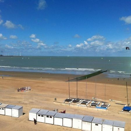 Appartement Sur La Digue A Knokke-Duinbergen Bagian luar foto