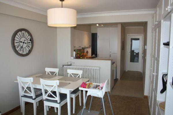 Appartement Sur La Digue A Knokke-Duinbergen Bagian luar foto